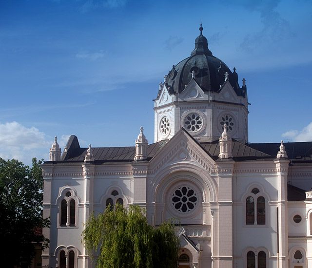 Szolnok – szolnoki zsinagóga, szolnoki galéria