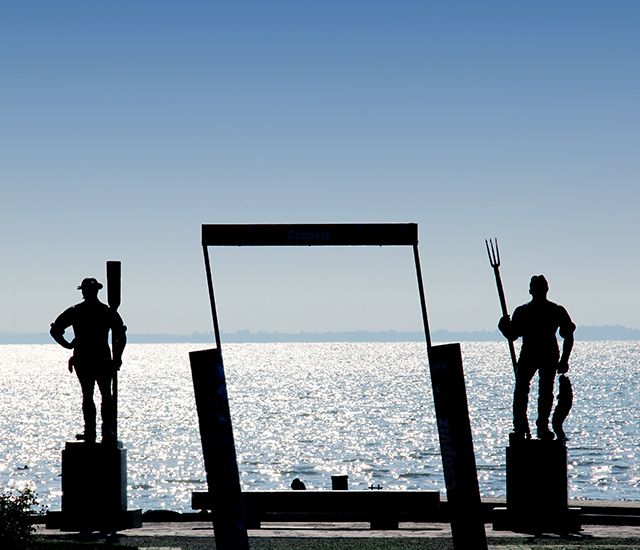 Balatonfüred – A halász és a révész szobra